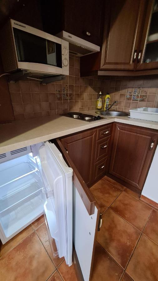 Gyulai Fuerdoe Apartman מראה חיצוני תמונה